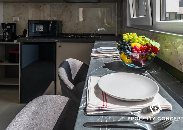 Апартаменти Spacious 104 B3