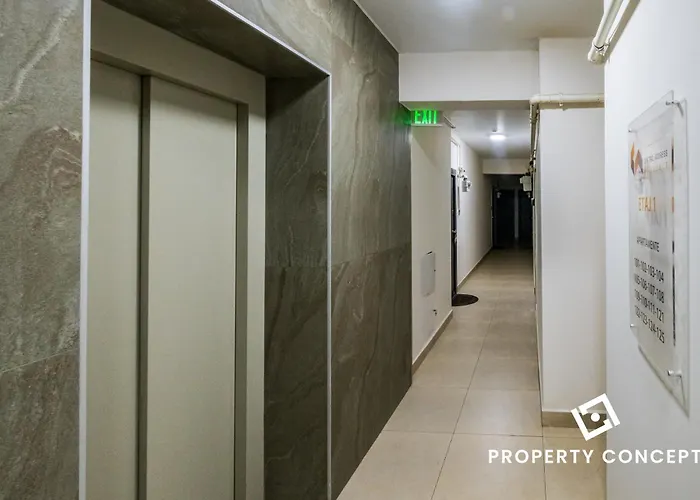 Апартаменти Spacious 104 B3 *