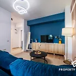 Spacious 104 B3 * بوخارست